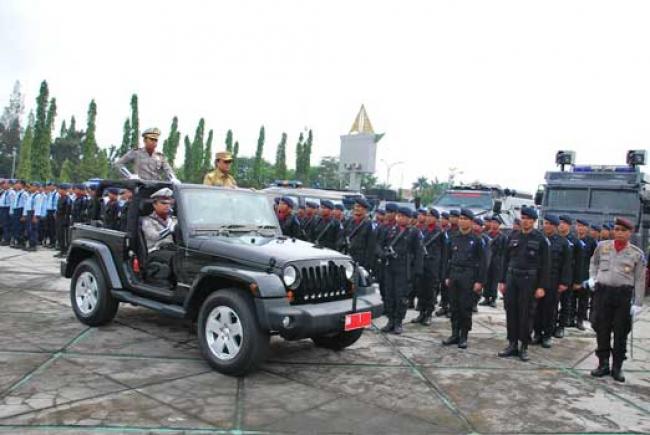 Gelar Pasukan Persiapan Menyambut Natal dan Tahun Baru 2014