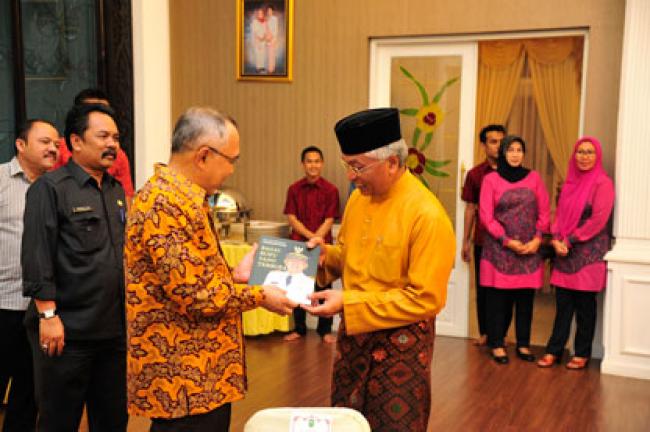 Ramah Tamah Plt Gubri dengan Wakil Menteri Pendidikan dan Ketenagakerjaan Singapura