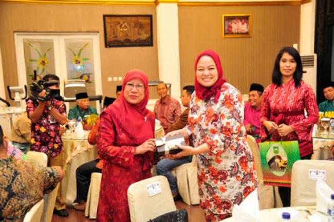 Ramah Tamah Plt Gubri dengan Wakil Menteri Pendidikan dan Ketenagakerjaan Singapura