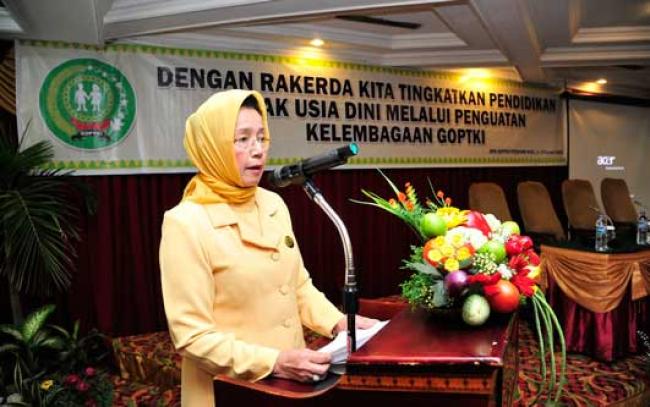 Ibu Pj Gubri Hadiri RAKERDA GOPTKI Se Provinsi Riau