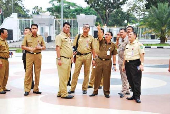 Sekda Prov Tinjau Lokasi Pelantikan Gubri