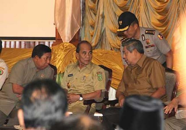 Presiden RI Pimpin Rakor Bupati Walikota, Polres, Kodim, Camat, Polsek, Koramil se Prov Riau