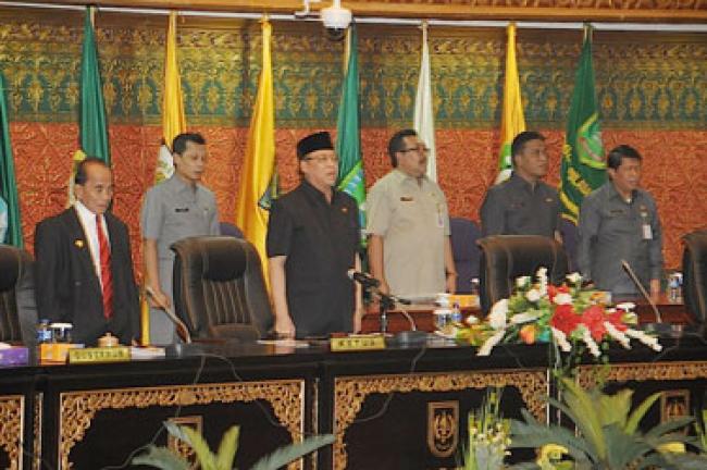 Paripurna LKPJ Tahun 2013