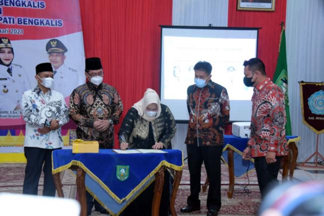 Pisah Sambut Pj Bupati dengan Bupati dan Wakil Bupati Bengkalis Terpilih