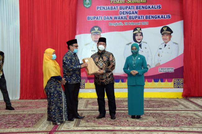 Pisah Sambut Pj Bupati dengan Bupati dan Wakil Bupati Bengkalis Terpilih