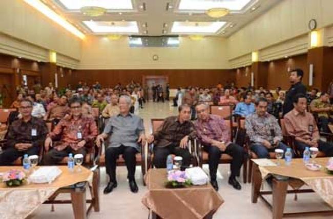 MoU Akses Data Transaksi Rekening Pemerintah Provinsi Riau