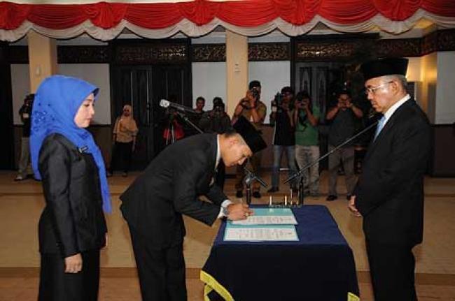 Pelantikan Pejabat Struktural Esselon III dan IV