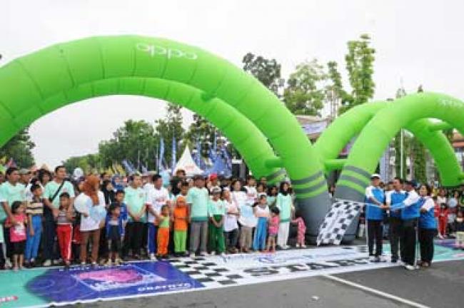 Jalan Santai sempena HUT Ke 7 Tribun Pekanbaru