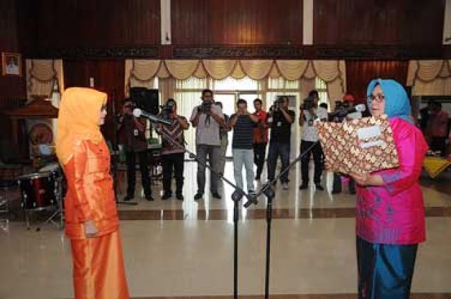 Ibu Gubri dikukuhkan Menjadi Bunda PAUD Prov Riau