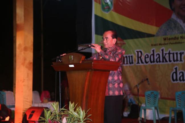 Gubri hadiri Pembukaan Temu Redaktur Kebudayaan III tahun 2014 di Kabupaten Siak