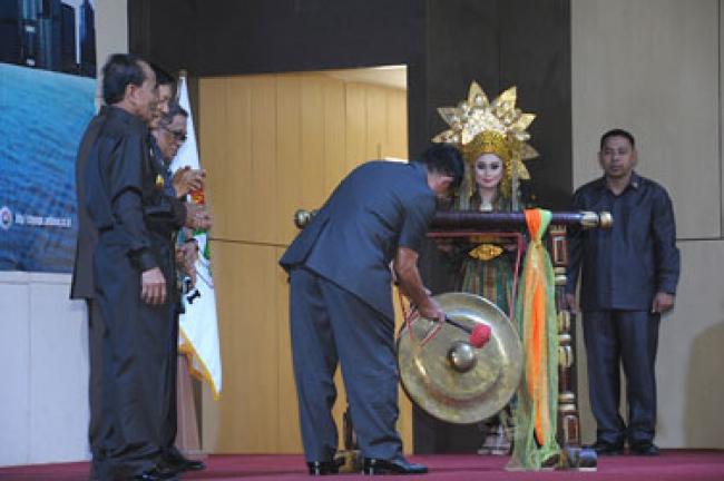 Gubri hadiri RAKERNAS APEKSI 2014 di Kota Dumai