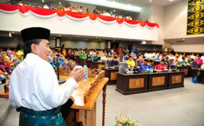 Gubri dan Wagubri hadiri Rapat Paripurna istimewa Hari jadi kota Pekanbaru ke 230