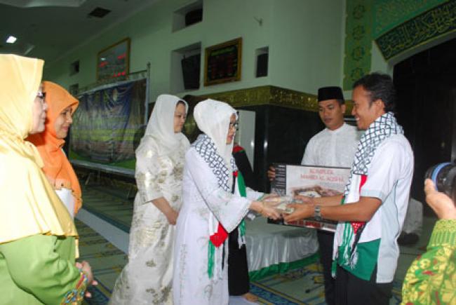 Tabligh Akbar BKMT Prov Riau dengan Organisasi Wanita