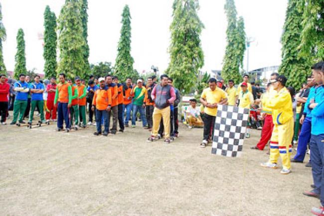 Sekda Buka Lomba lomba dalam rangka HUT RI