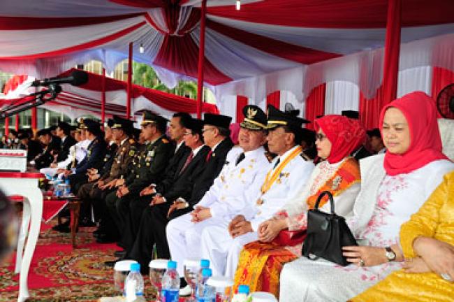 Gubri Inspektur Upacara Peringatan Detik-detik Proklamasi