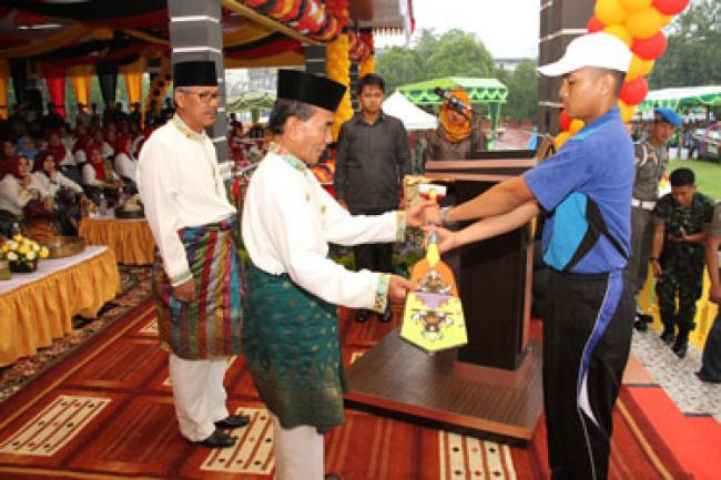 Gubri Buka Pacu Jalur 2014