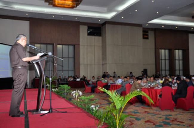 Seminar Nasional Pencegahan Paham Radikalisme ISIS di Prov Riau