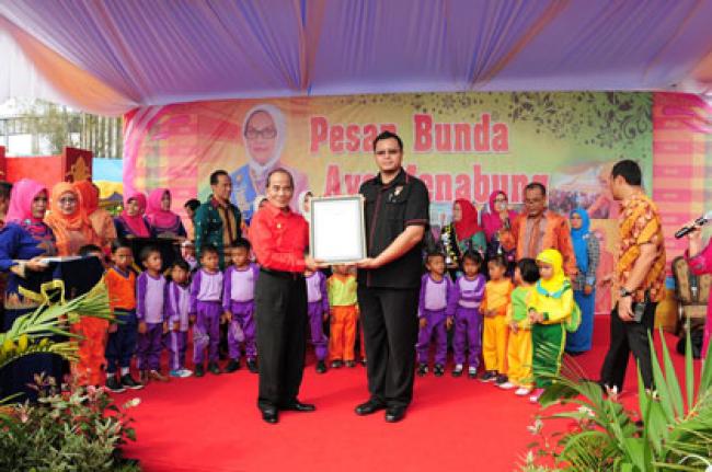 Gubri Hadiri Gebyar PAUD TK Prov Riau Tahun 2014