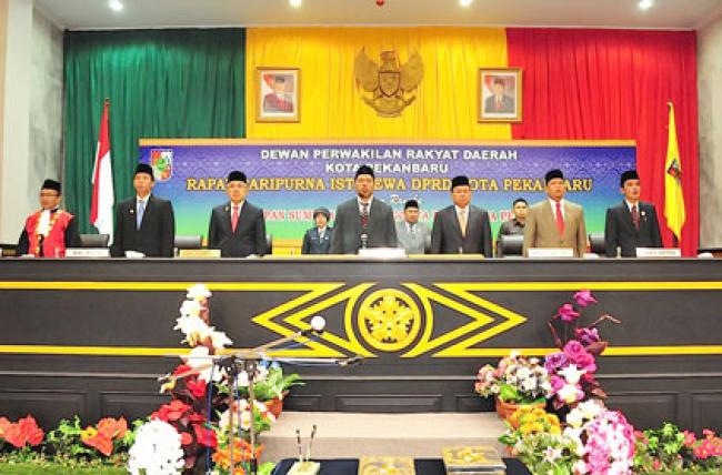 Pelantikan Anggota DPRD Kota Pekanbaru