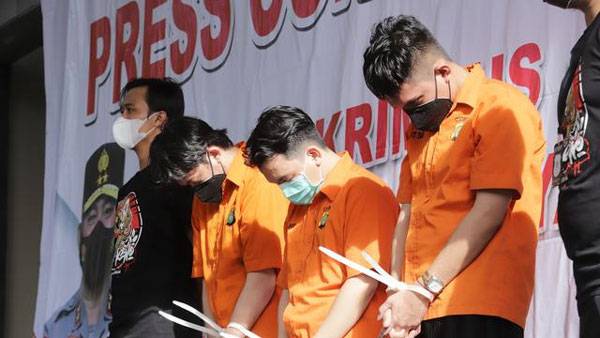 Cassandra Angelie Tidak Ditahan Terkait Kasus Prostitusi, Ini Alasan Polisi