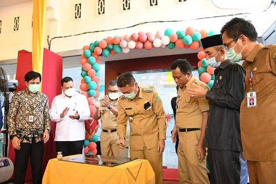 Resmikan Kedai Syariah Kubu BRK, Bupati Afrizal Sintong: Ada 40-an PKS yang Bisa Dirangkul Jadi Nasabah