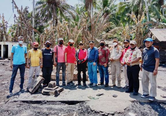 Wabup Meranti H Asmar Sambangi Korban Kebakaran Rumah di Dua Desa Kecamatan Rangsang