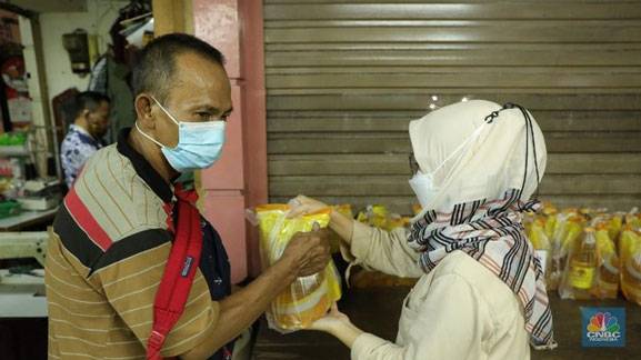 Begini Jurus Jokowi Bendung Lonjakan Harga Minyak Goreng