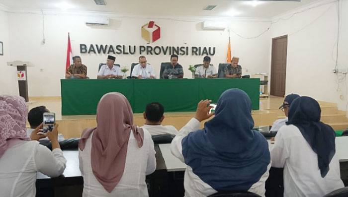 DPW Perindo Riau Kunjungi Bawaslu