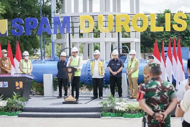 Presiden Joko Widodo Resmikan SPAM Durolis Rokan Hilir