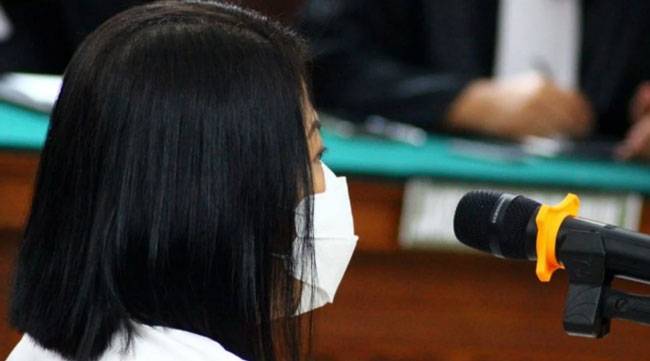 Putri Candrawathi Dituntut 8 Tahun Penjara