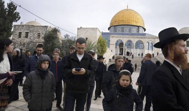 Ratusan Yahudi Israel Kembali Berulah, Serbu Kompleks Masjid Al-Aqsa