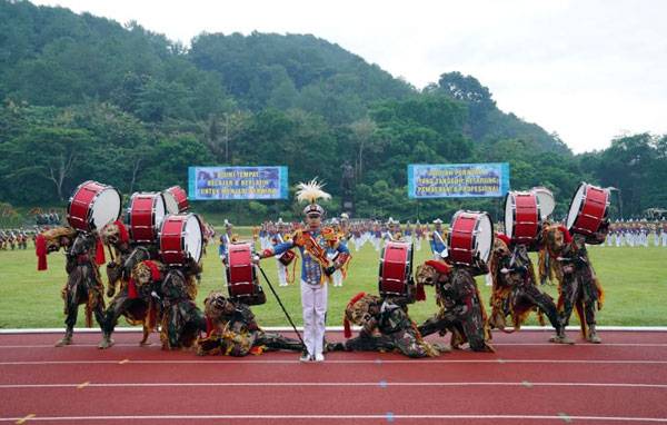 Display GSCL Taruna Akmil Unjuk Keterampilan Seni di Depan Panglima TNI
