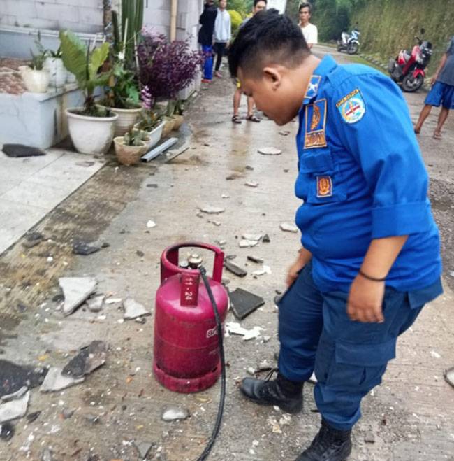 Tabung Gas 12 Kg Meledak, Tiga Rumah Rusak Parah, Satu Terluka