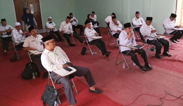 Ratusan Calon Petugas Haji Riau Jalani Ujian CAT