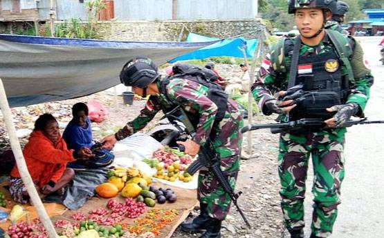 Ini Cara Satgas Yonif Raider 142 /KJ Ciptakan Daerah Yang Kondusif