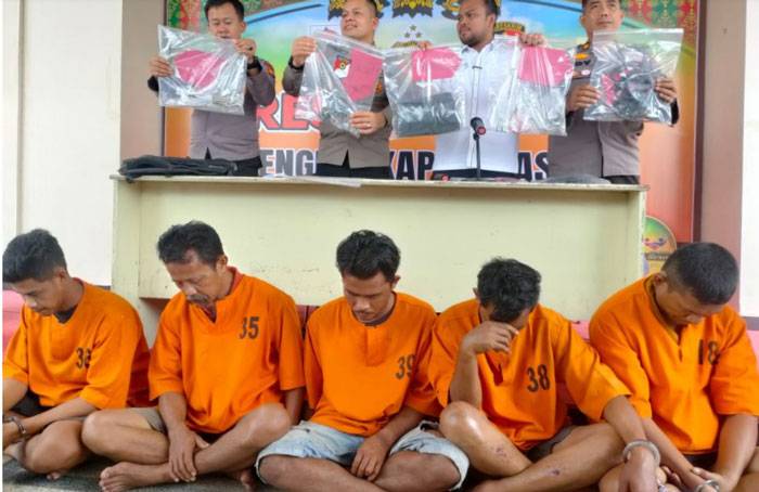 Polisi Gulung Komplotan Rampok Spesialis Alat Berat di Pelalawan