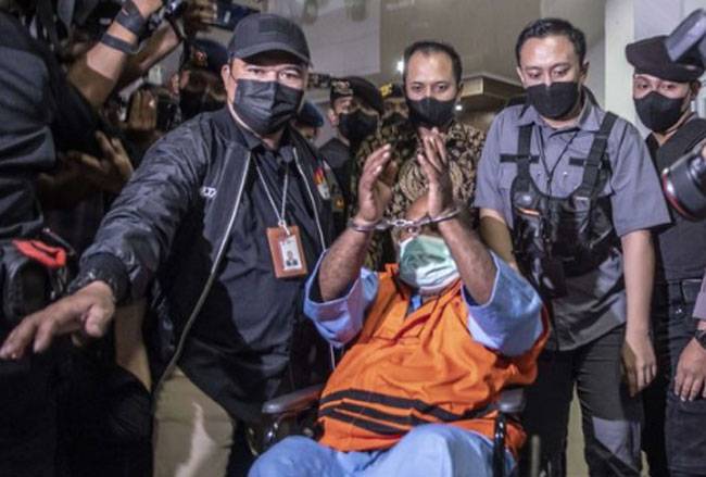 Korupsi Lukas Enembe Bisa Sampai Rp1 Triliun