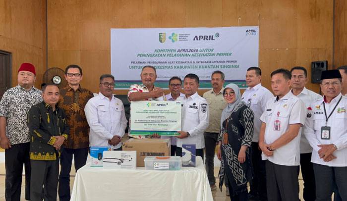 Dukung Pencegahan Stunting dan Perbaikan Gizi, PT. RAPP Bantu Alat Kesehatan 11 Puskesmas di Kuansing