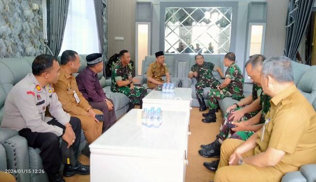 Bupati Rohil Terima Kunjungan Kasdam I Bukit Barisan