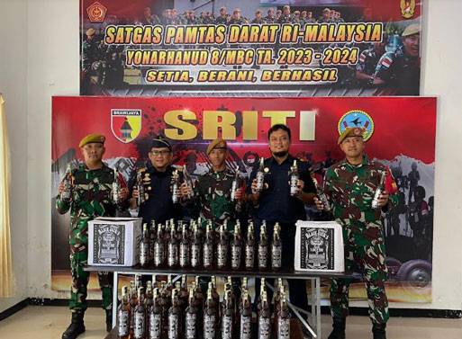 Satgas Pamtas Yonarhanud 8/MBC Gagalkan Upaya Penyelundupan Miras Ilegal di Nunukan