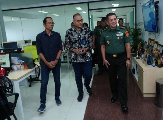 Jalin Kerjasama Publikasi, Kapuspen TNI Kunjungi LKBN ANTARA