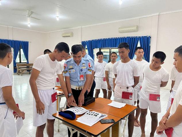 97 Calon Siswa Tamtama PK Gelombang I Tahun 2025 Laksanakan Tes Skrining POM Lanud Sultan Hasanuddin