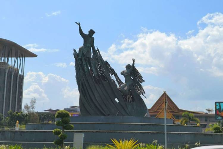 Wali Kota Pekanbaru Dukung Tugu Zapin Diganti dengan Ikon yang Lebih Melayu dan Modern