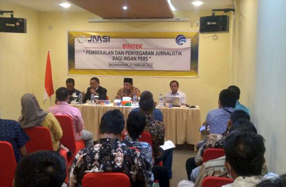 Pelantikan JMSI Rohil, Wartawan Ikuti Bimtek Jurnalistik