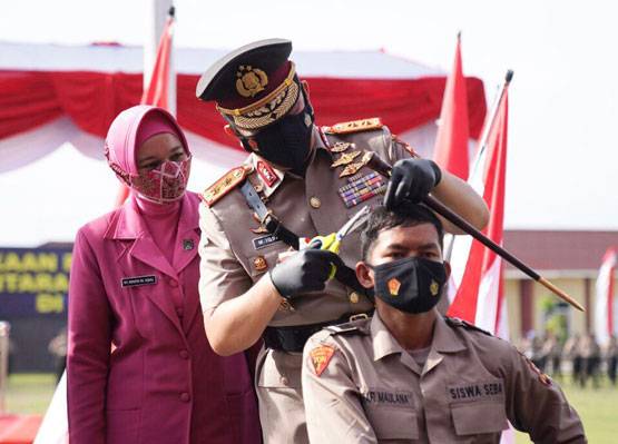 Buka Pendidikan Siswa Bintara Polri TA 2022, Kapolda Riau Irjen Pol M Iqbal: Tekun Berlatih Agar Jadi Polisi yang Dicintai Masyarakat Sepenuh Hati