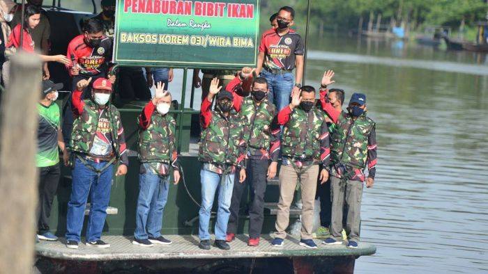 Korem 031/WB Gelar Lomba Memancing di Sungai Siak, Sebanyak 200 Angler Bertarung