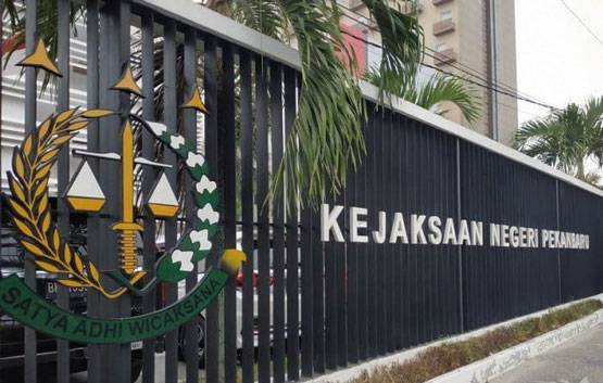 Kejari Pekanbaru Terima SPDP Atas Nama Larsen Yunus