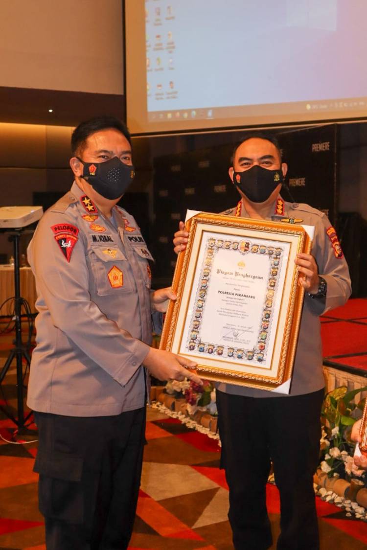 Polresta Pekanbaru Raih Penghargaan Satwil Capaian Nilai IKPA Terbaik Tahun Anggaran 2021