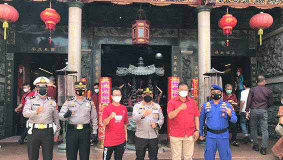 Kapolres Meranti Tinjau Sejumlah Vihara, Pastikan Perayaan Imlek Aman dan Terapkan Prokes Ketat