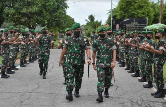 Kunjungi Satuan Di Wilayah Korem 174/ATW Merauke Brigjen TNI E. Reza Pahlevi Beri Solusi Kepada Prajurit